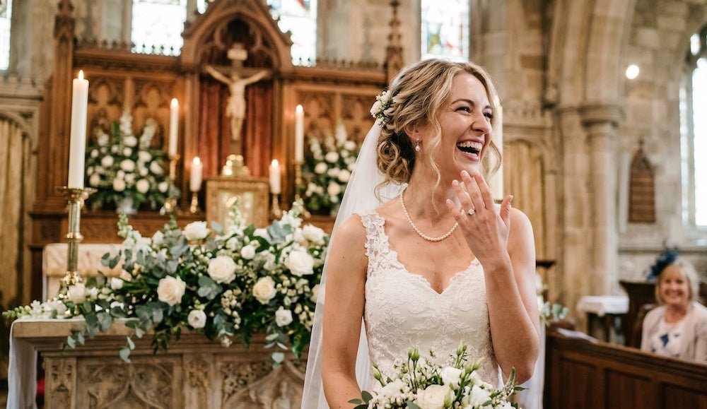10 häufig gestellte Fragen zum Verlobungsring und Hochzeitsantrag - BREEDIA
